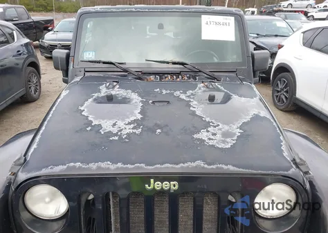 2008 Jeep Wrangler Sahara z USA, uszkodzony, nr VIN 1J4FA54188L610465